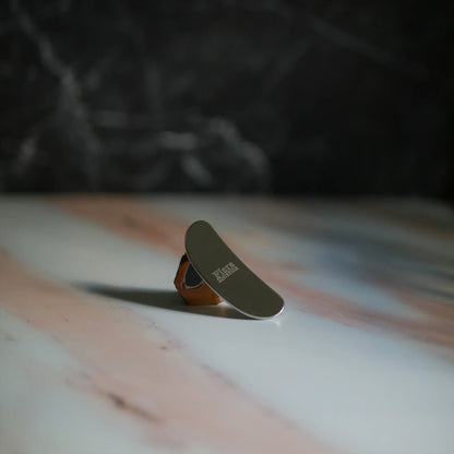 Flora-Mirabilis-BEAUTY-TOOL-Pink-Marble-Surface - Flora Mirabilis